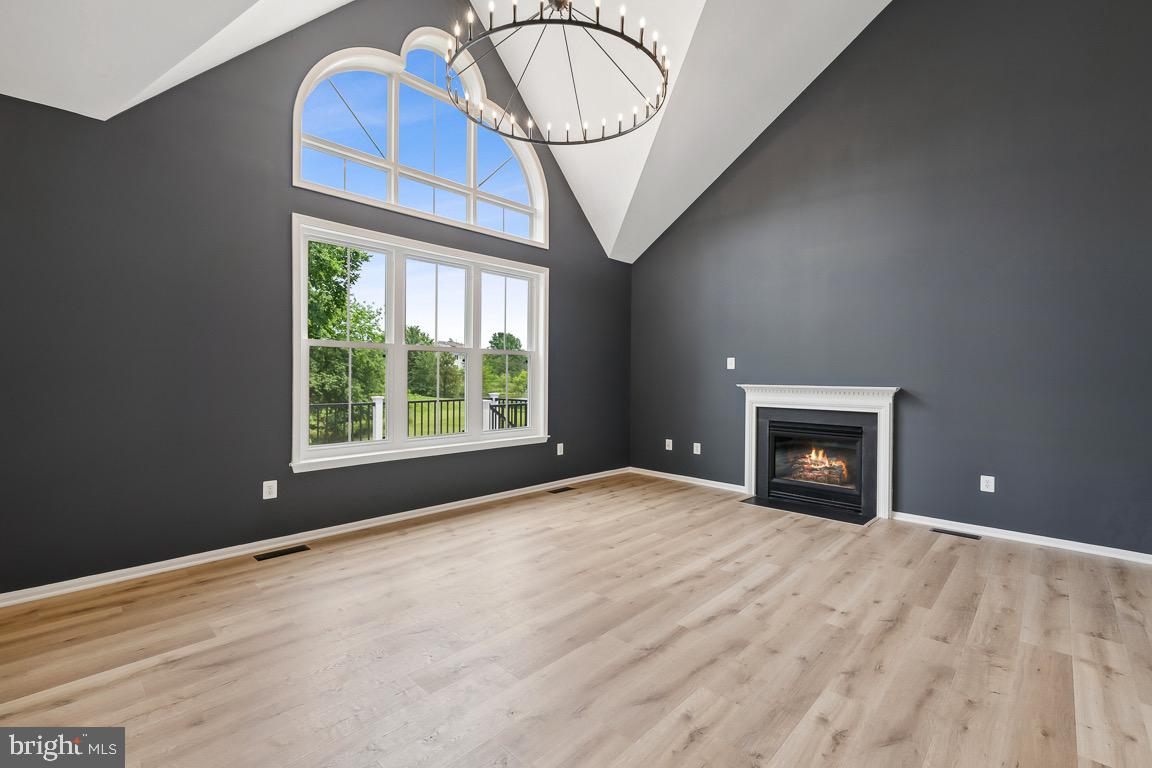 21440 Estate Pl