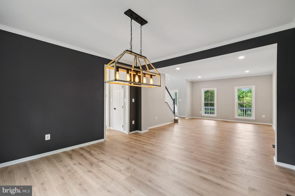 21440 Estate Pl