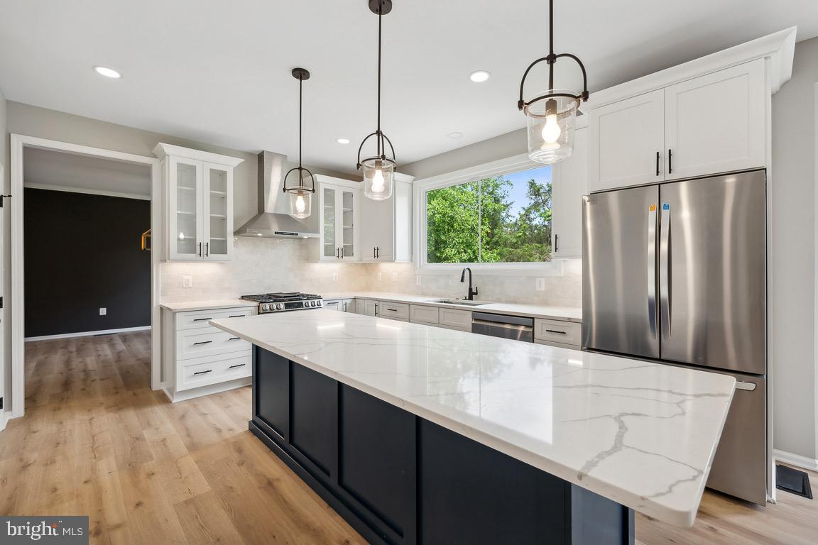 21440 Estate Pl