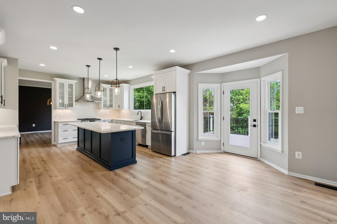21440 Estate Pl