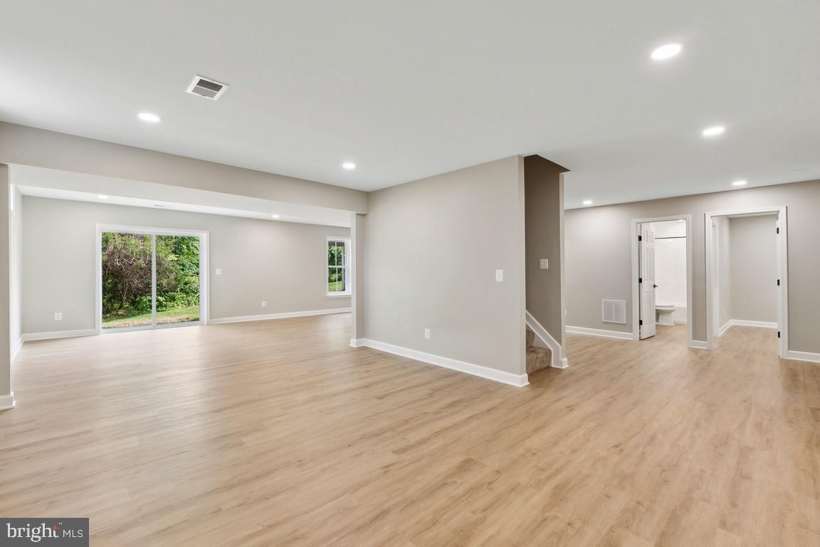 21440 Estate Pl