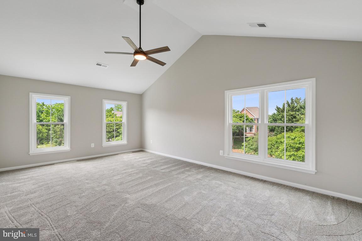 21440 Estate Pl