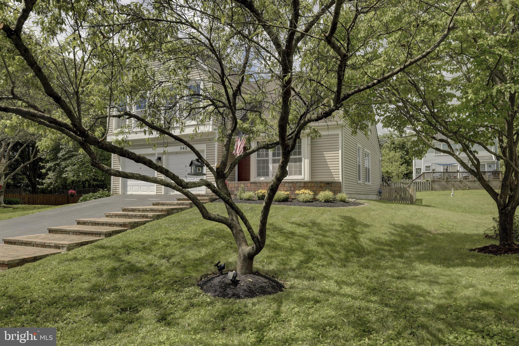 342 Foxridge Dr SW
