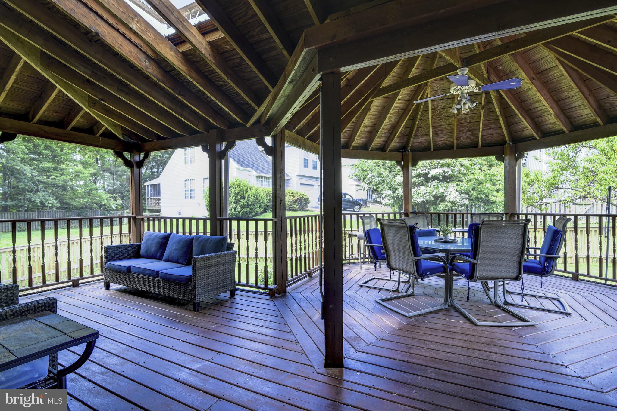 342 Foxridge Dr SW
