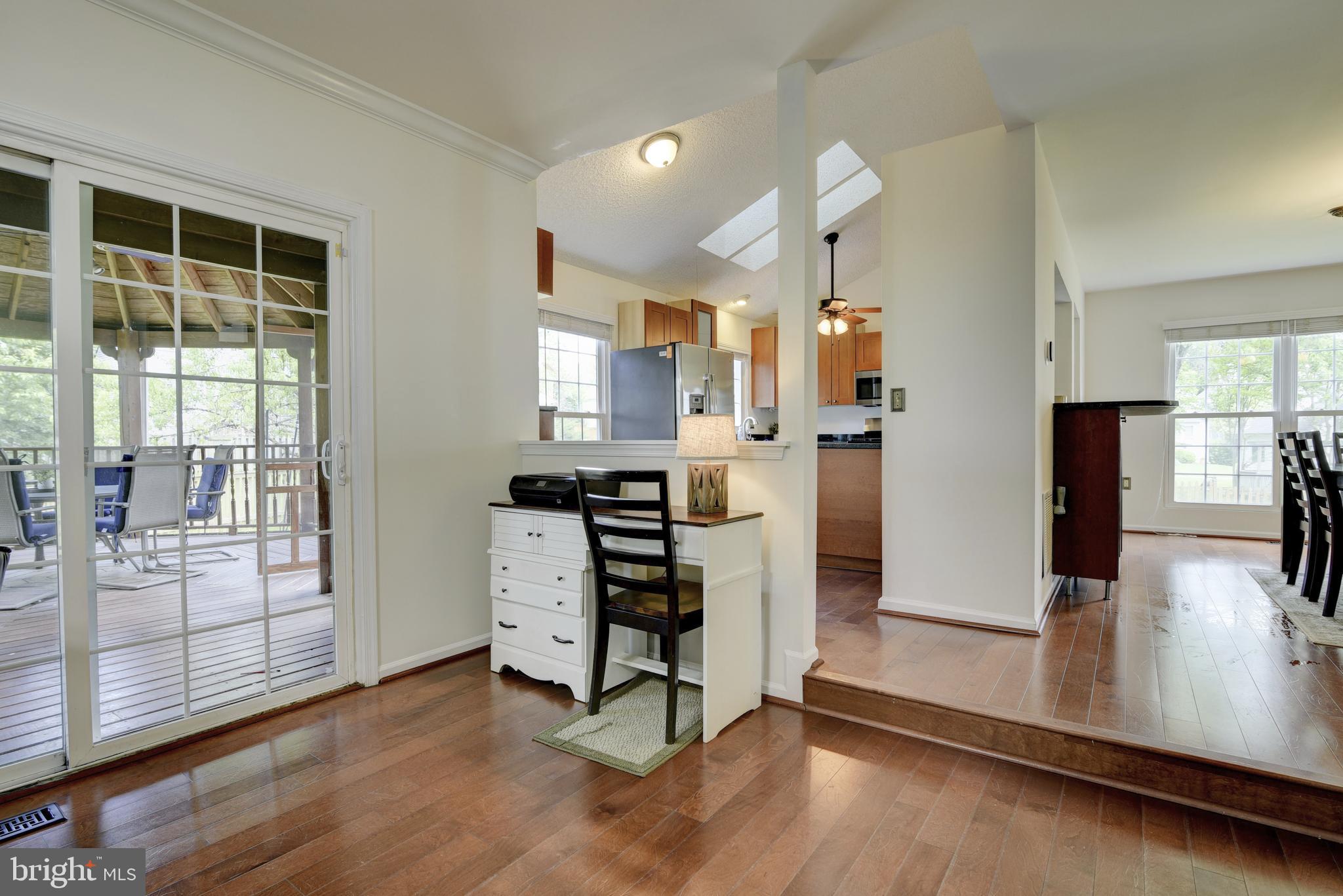 342 Foxridge Dr SW