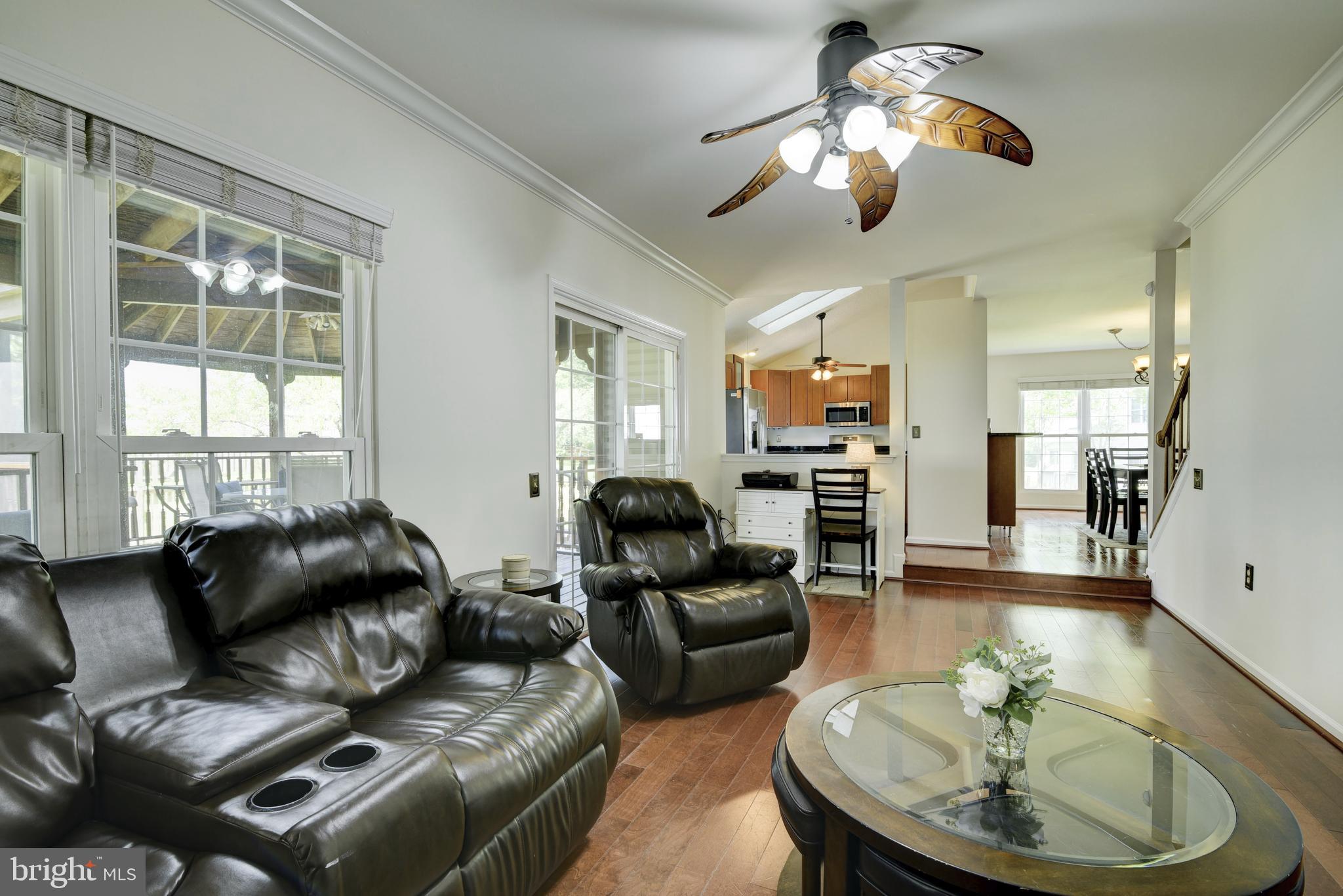 342 Foxridge Dr SW