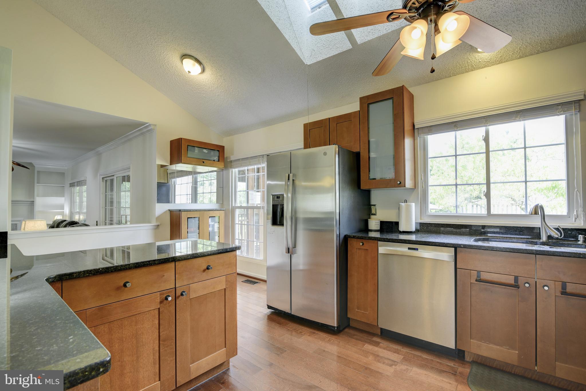 342 Foxridge Dr SW