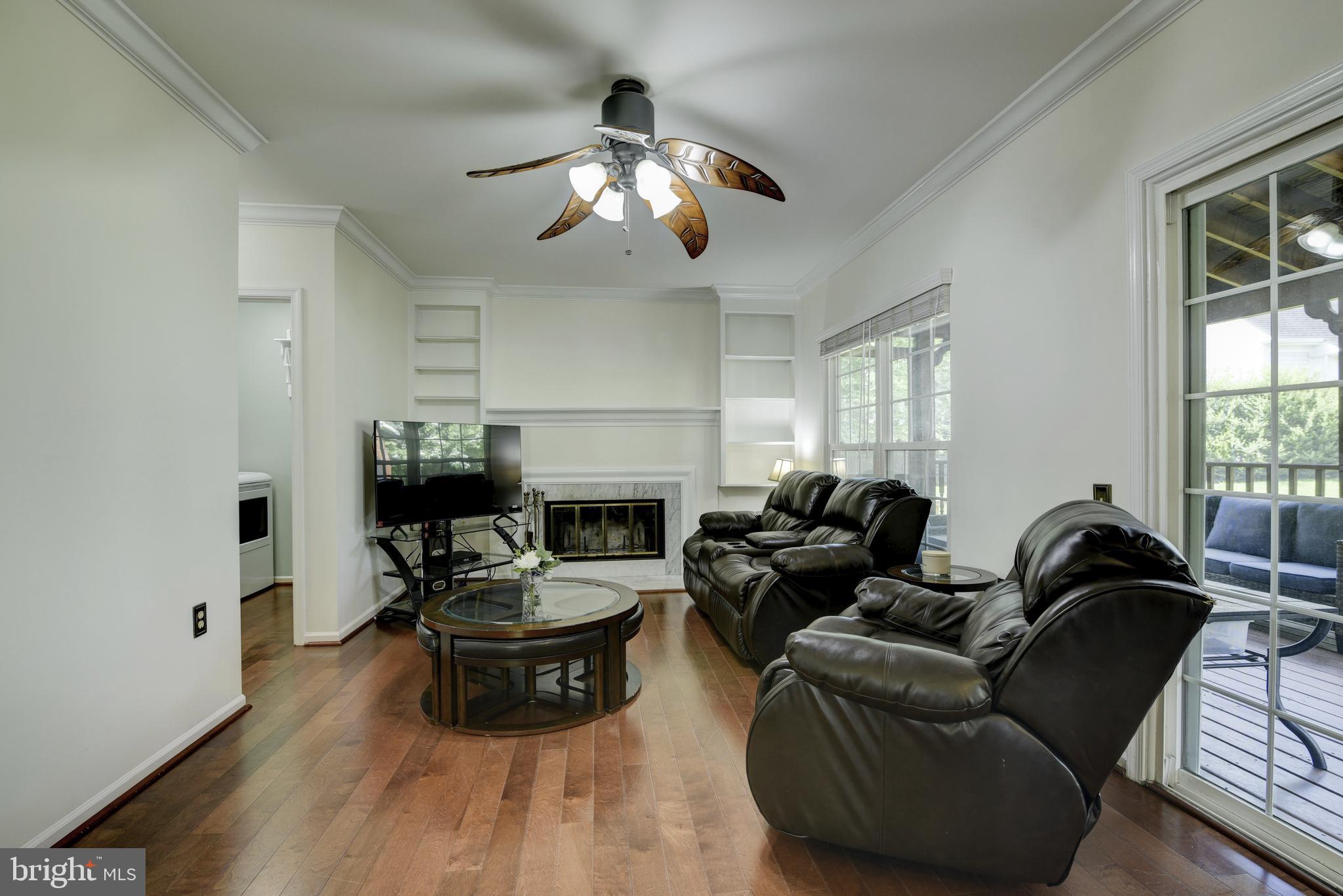 342 Foxridge Dr SW