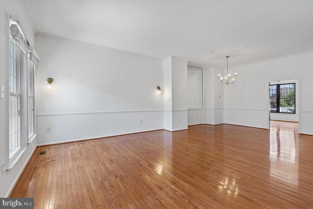 47695 Whirlpool Sq
