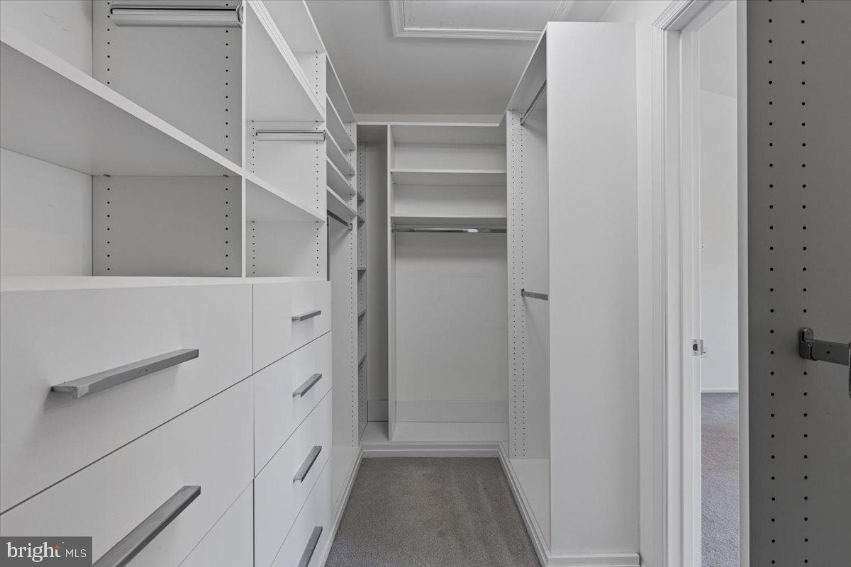 47695 Whirlpool Sq
