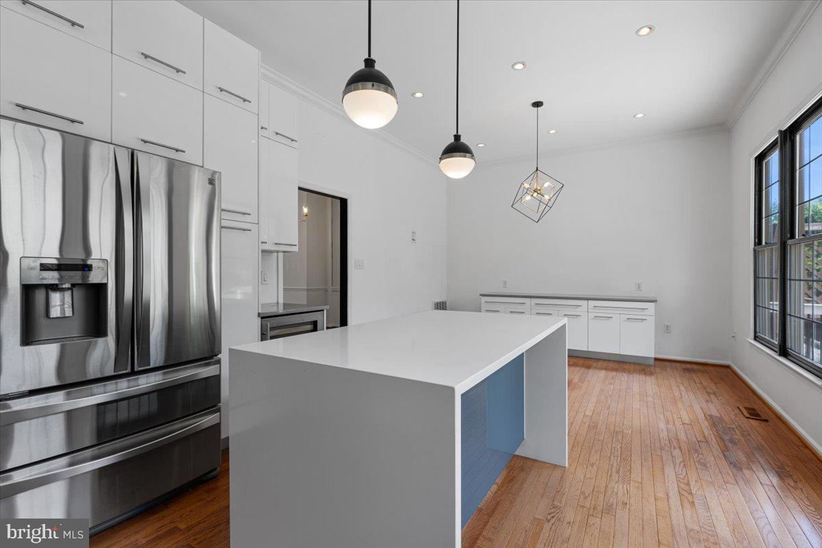 47695 Whirlpool Sq