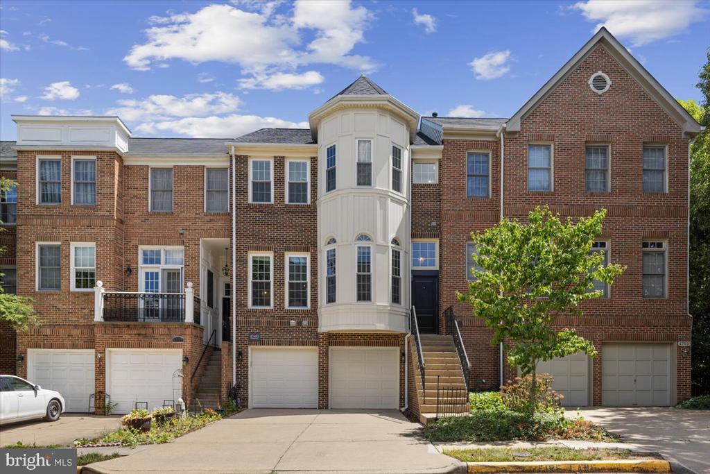 47695 Whirlpool Sq