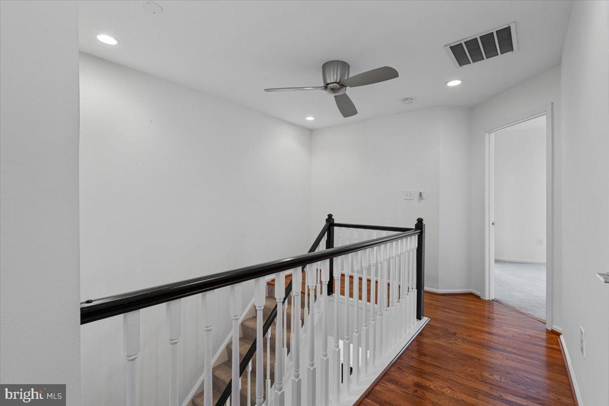 47695 Whirlpool Sq