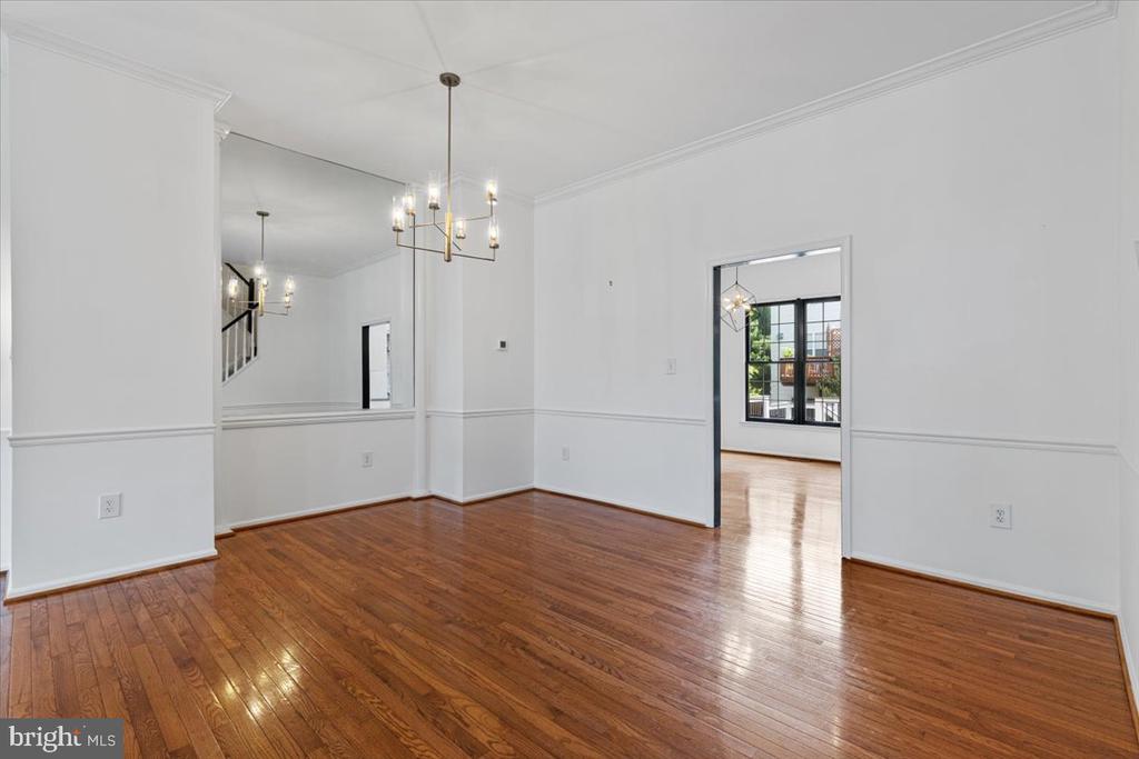 47695 Whirlpool Sq