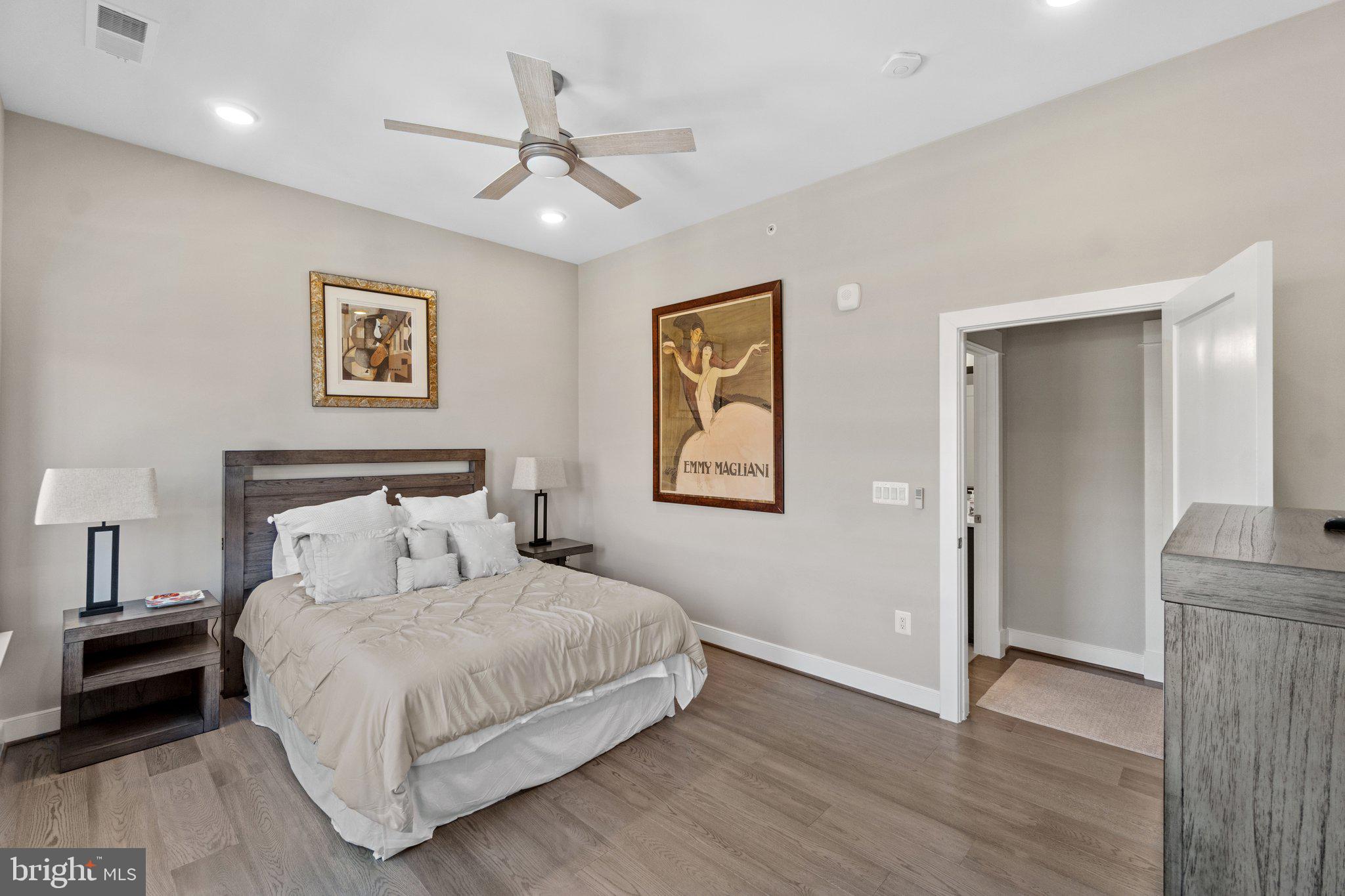 5 STATIONMASTER ST SE #400