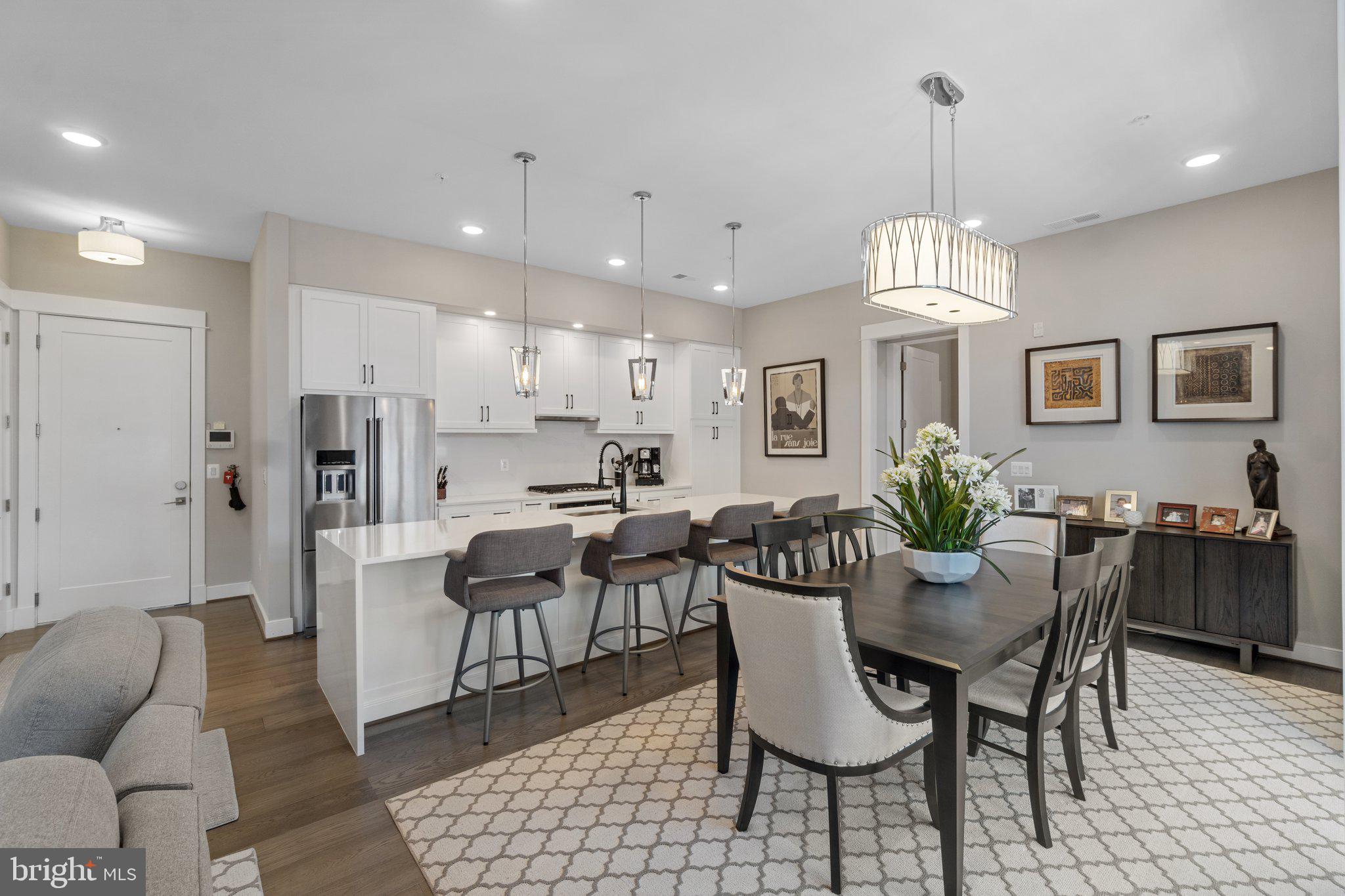 5 STATIONMASTER ST SE #400