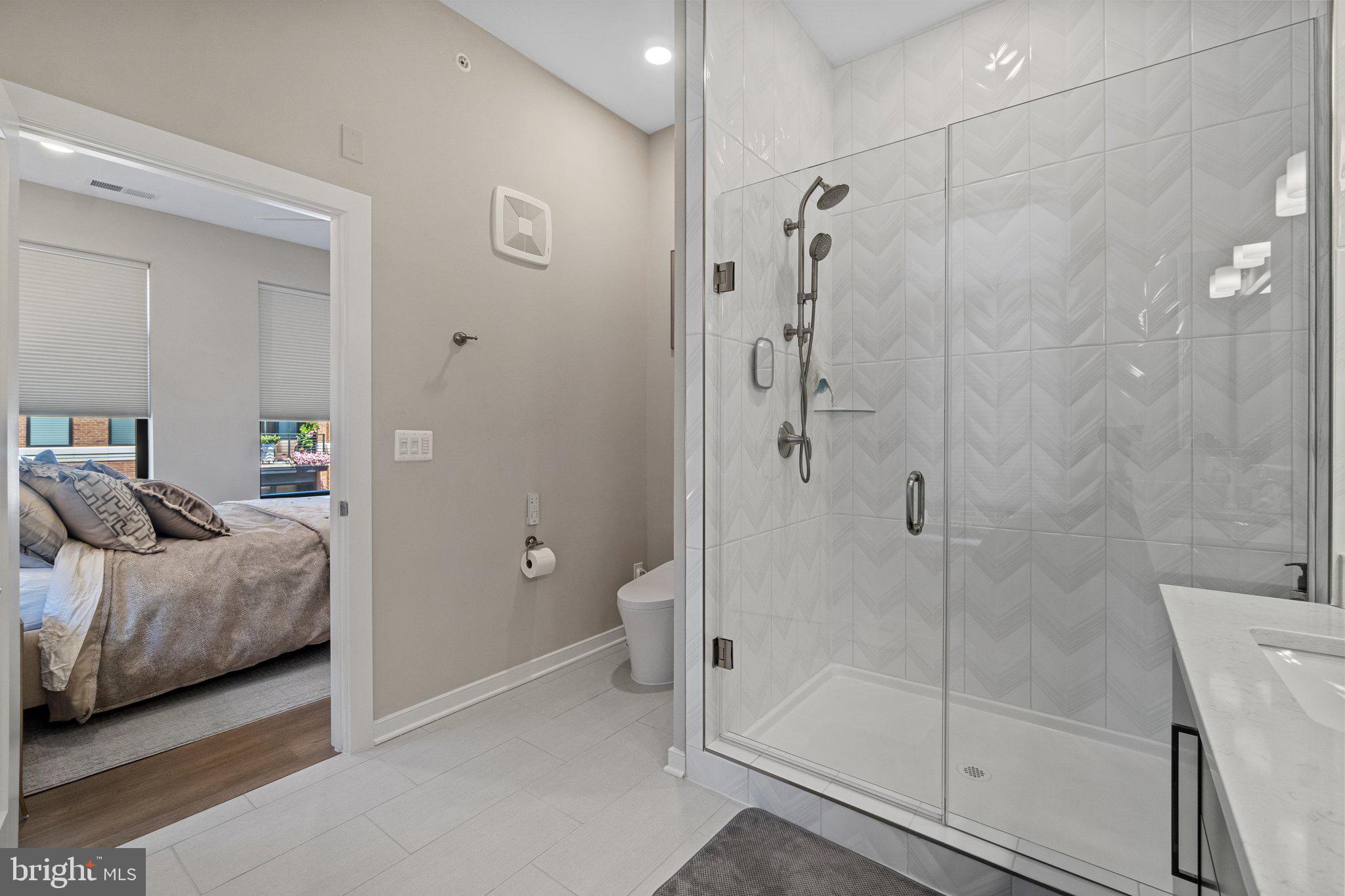 5 STATIONMASTER ST SE #400