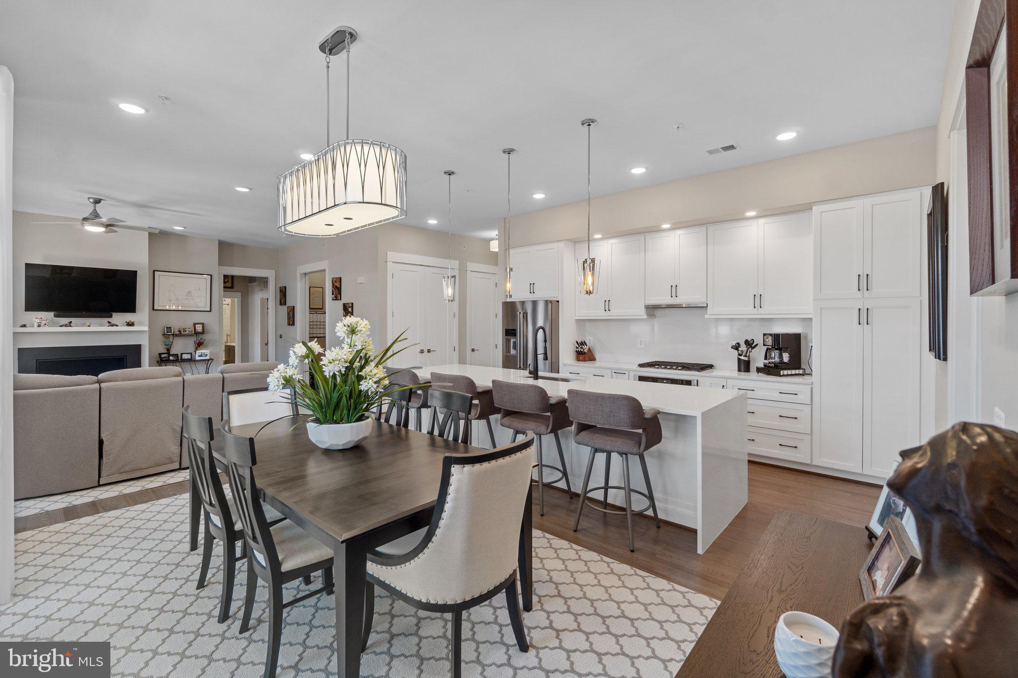 5 STATIONMASTER ST SE #400