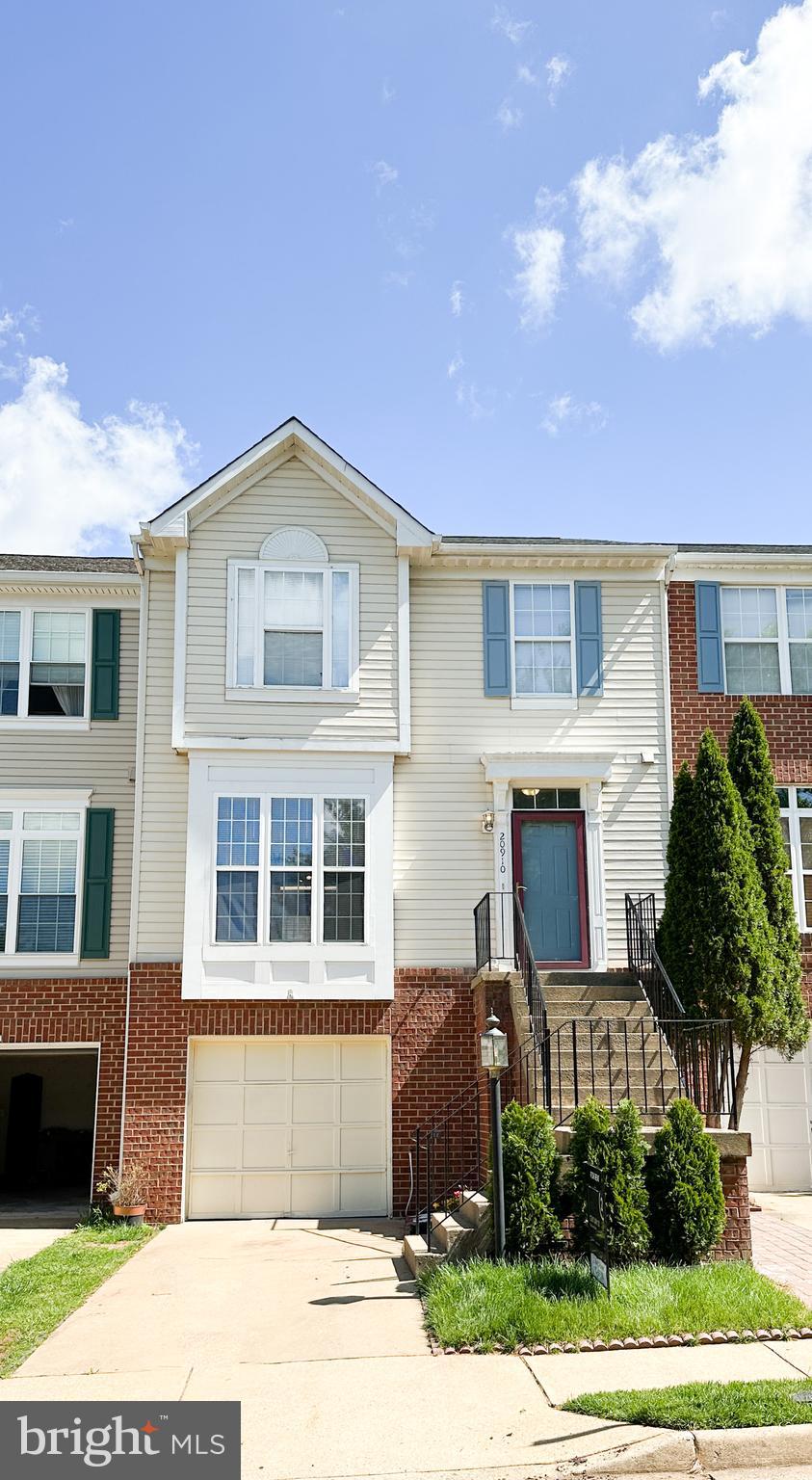 20910 BUTTERWOOD FALLS TER