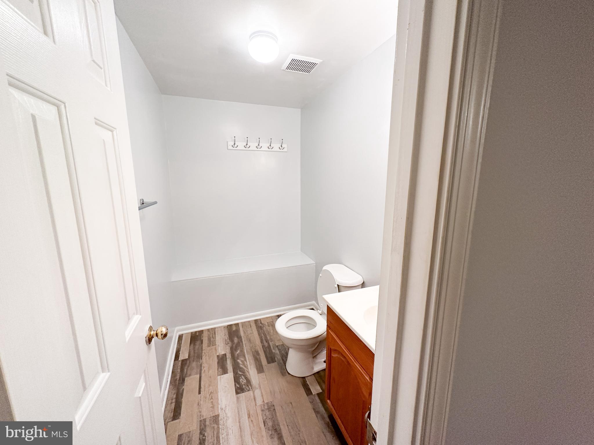20910 BUTTERWOOD FALLS TER
