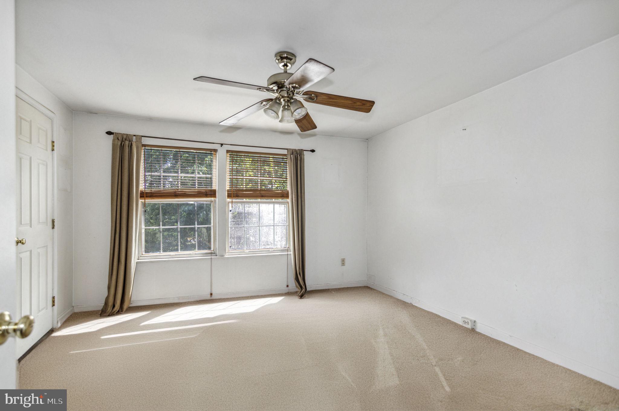 43496 Postrail Sq
