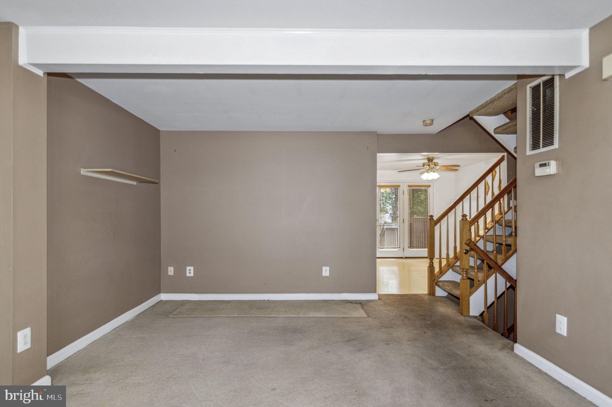 43496 Postrail Sq