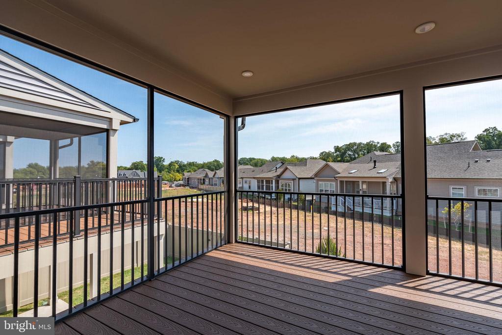 23680 Hardesty Ter