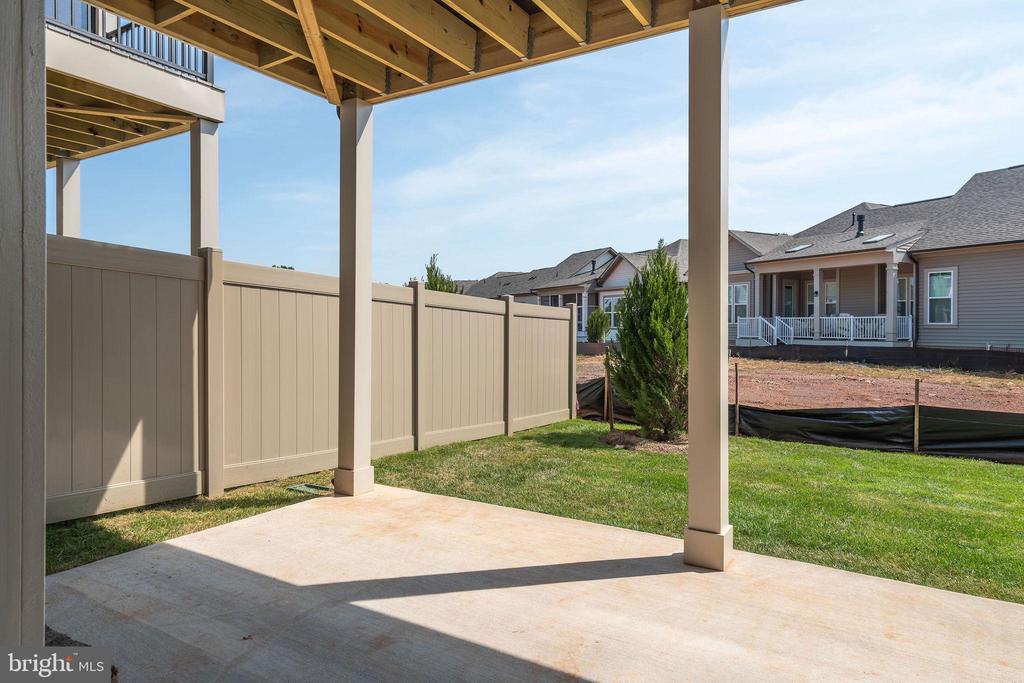23680 Hardesty Ter