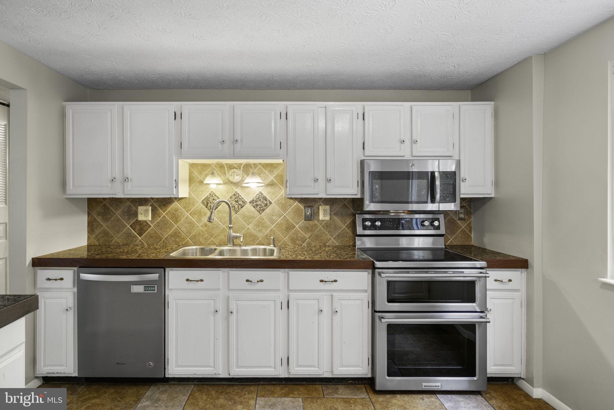 108 Tamarack Ct