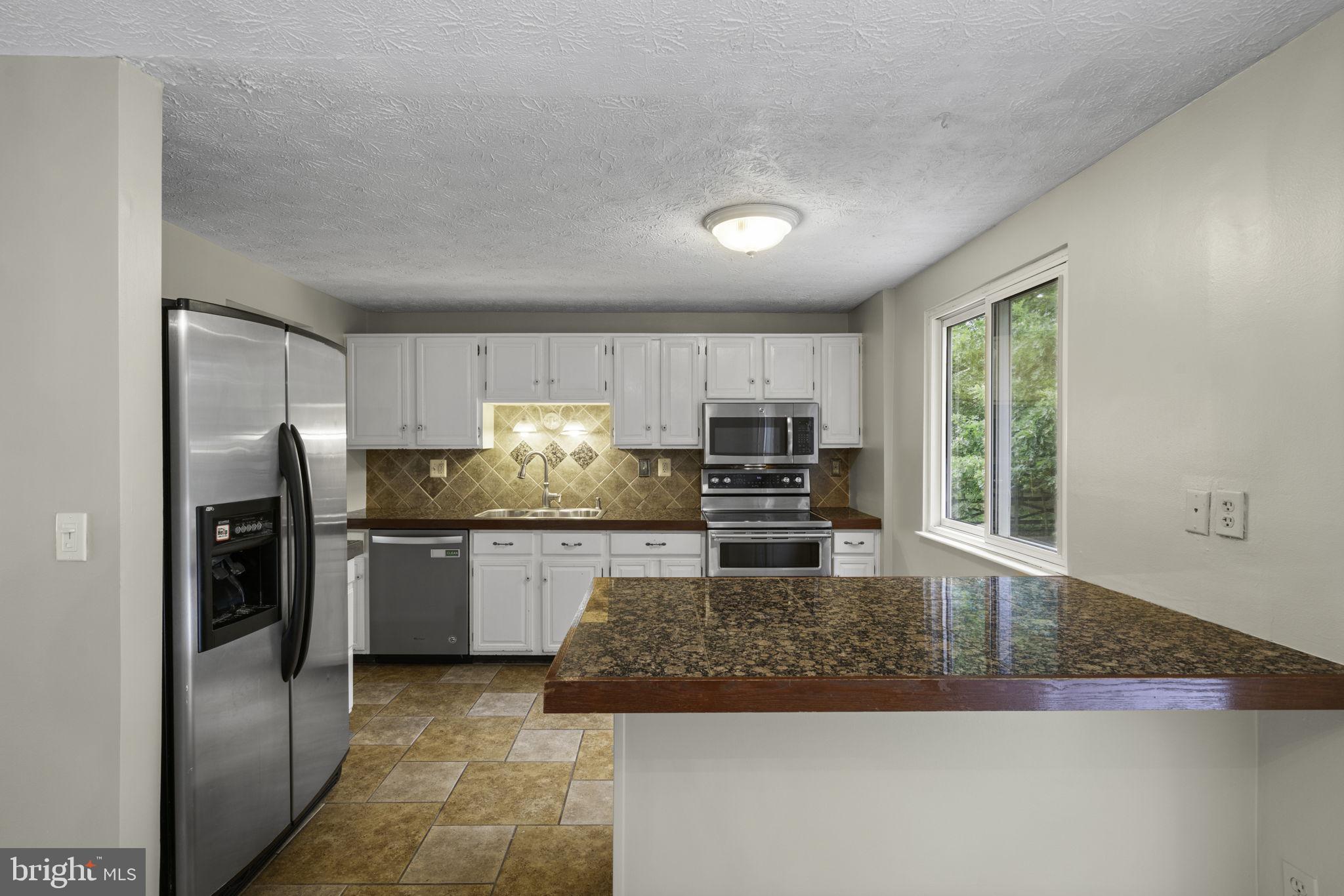 108 Tamarack Ct