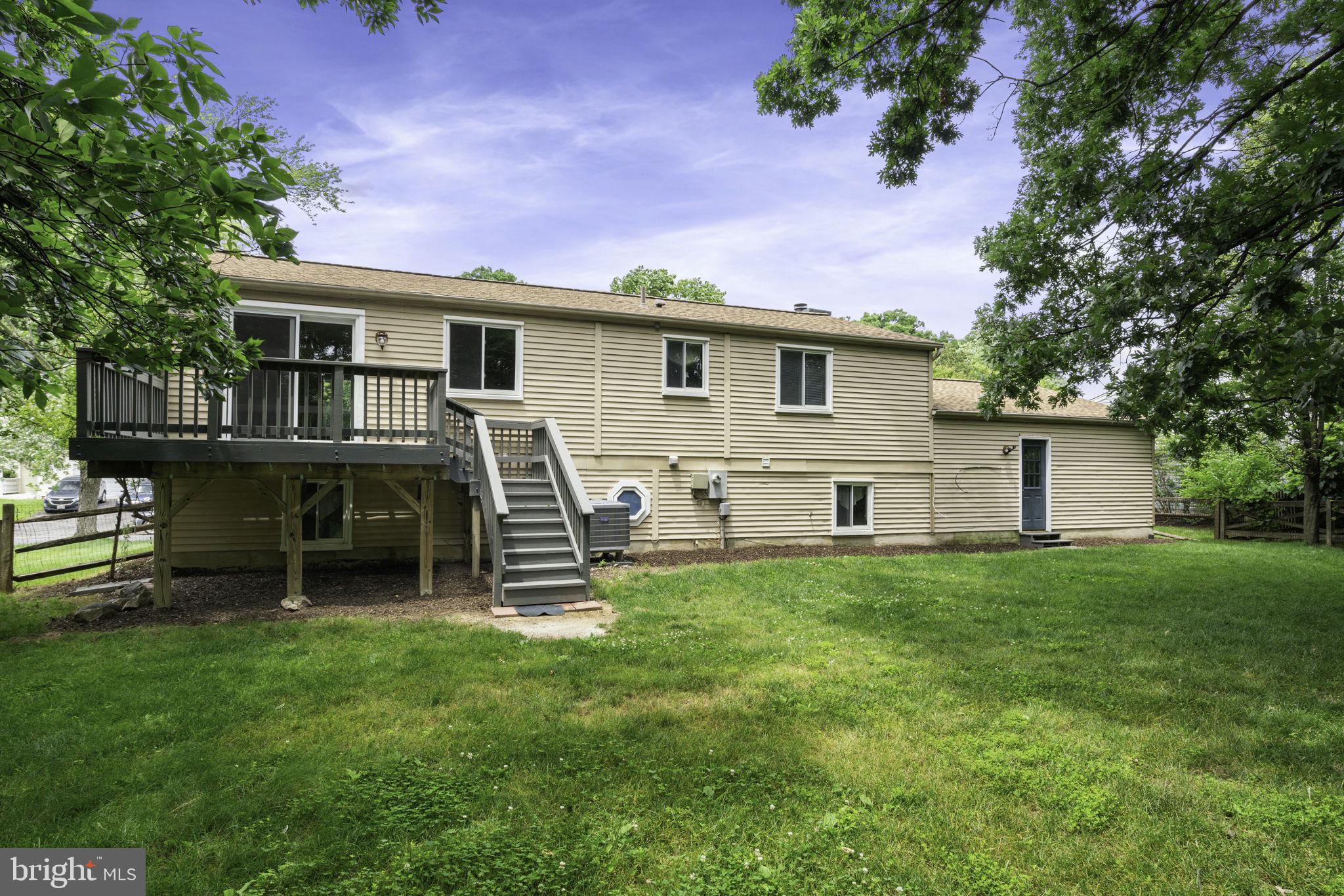 108 Tamarack Ct