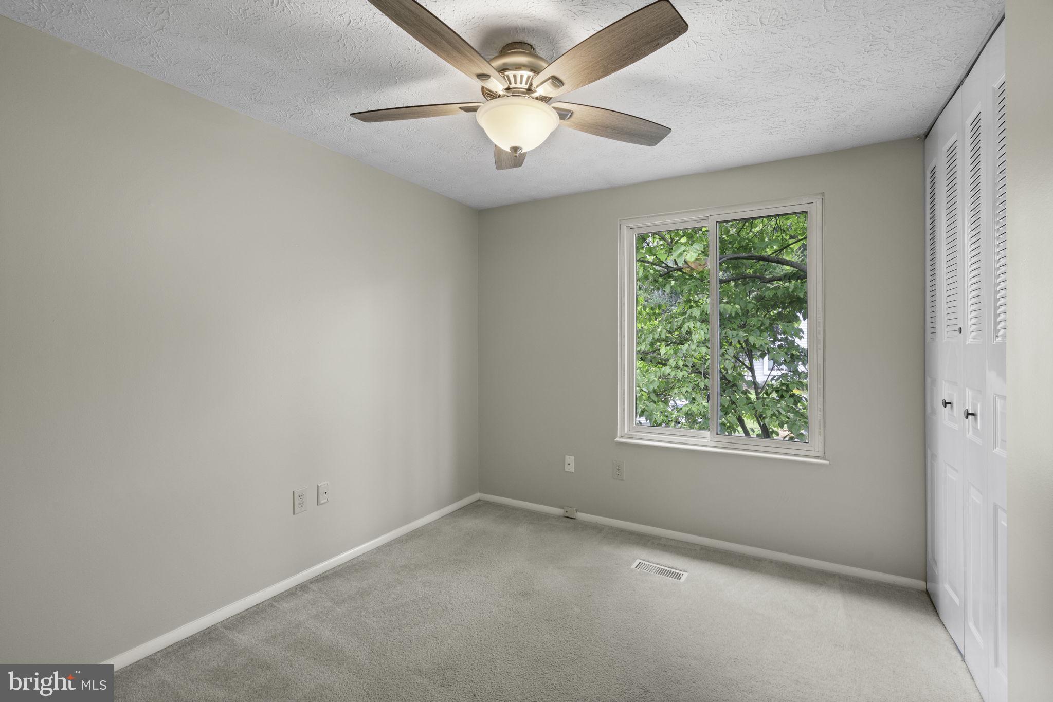 108 Tamarack Ct