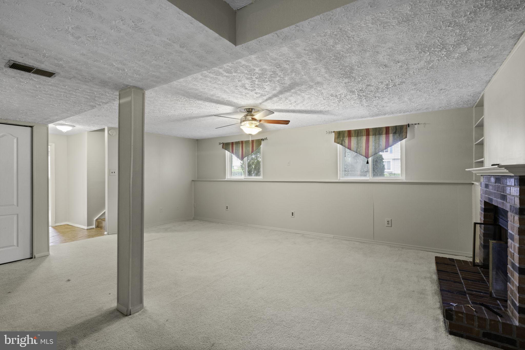 108 Tamarack Ct