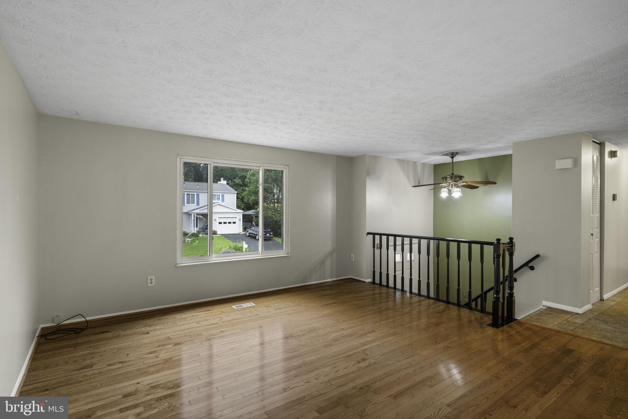 108 Tamarack Ct