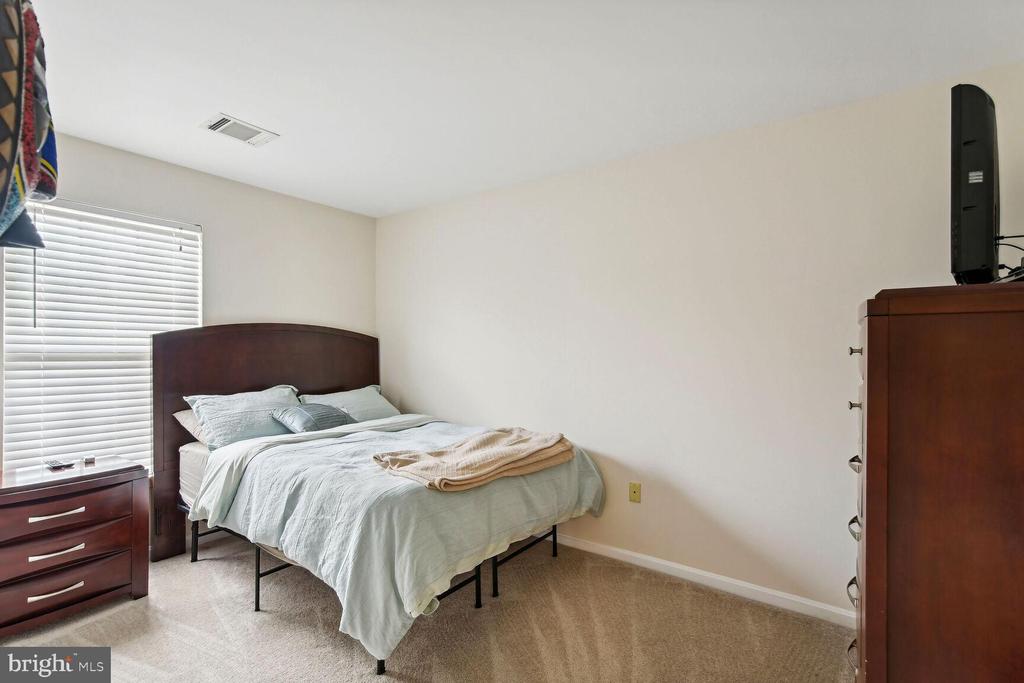 47377 DARKHOLLOW FALLS TER