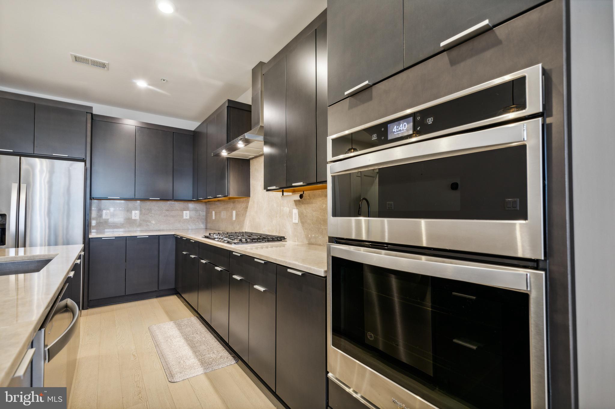 22318 ROANOKE RISE TER