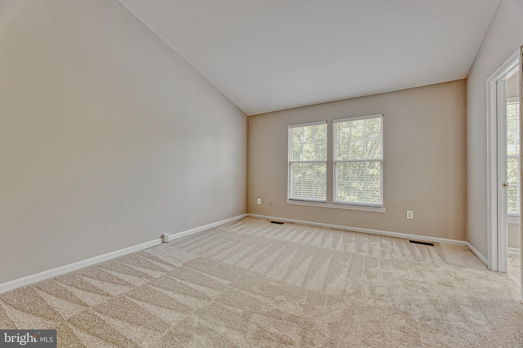 43960 Minthill Ter