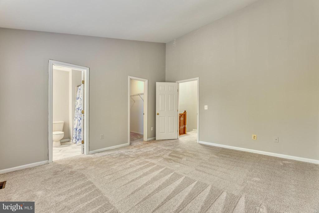 43960 Minthill Ter
