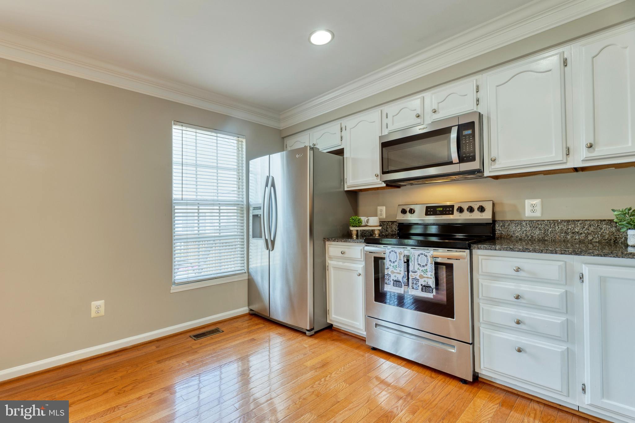 43960 Minthill Ter