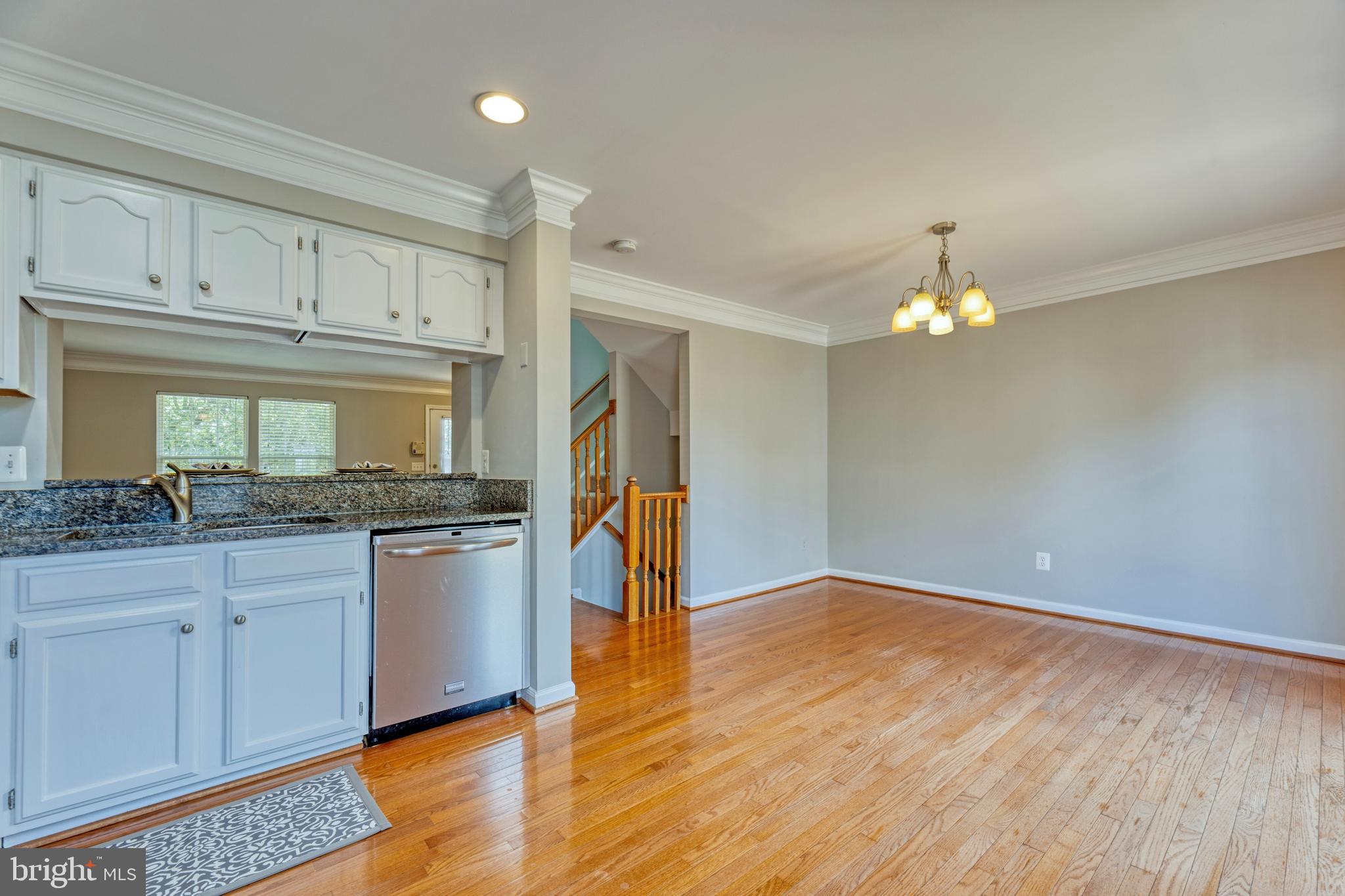 43960 Minthill Ter