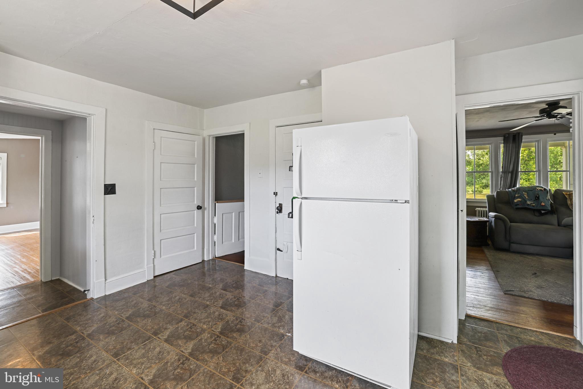 18373 LICKEY MILL RD
