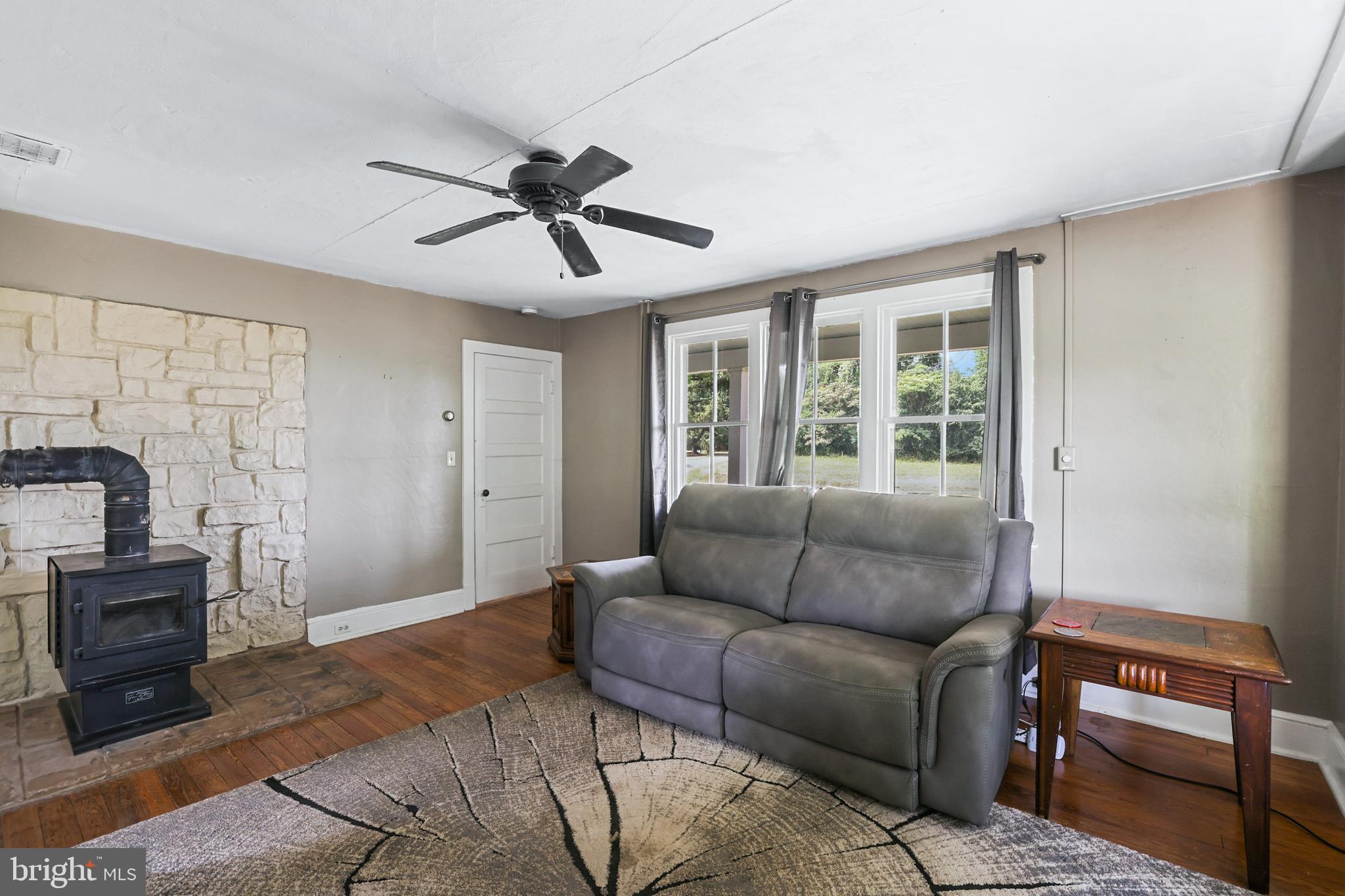 18373 LICKEY MILL RD