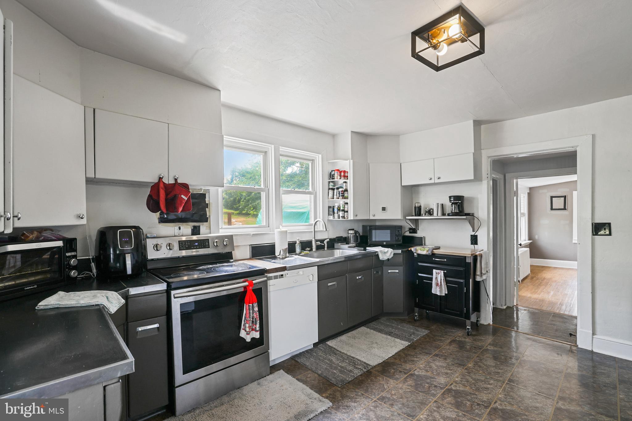 18373 LICKEY MILL RD