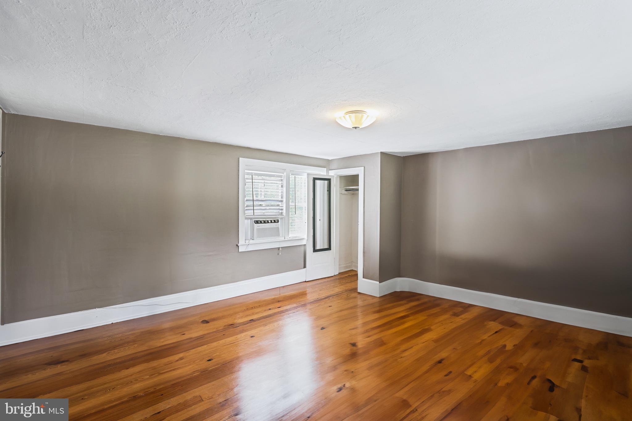 18373 LICKEY MILL RD