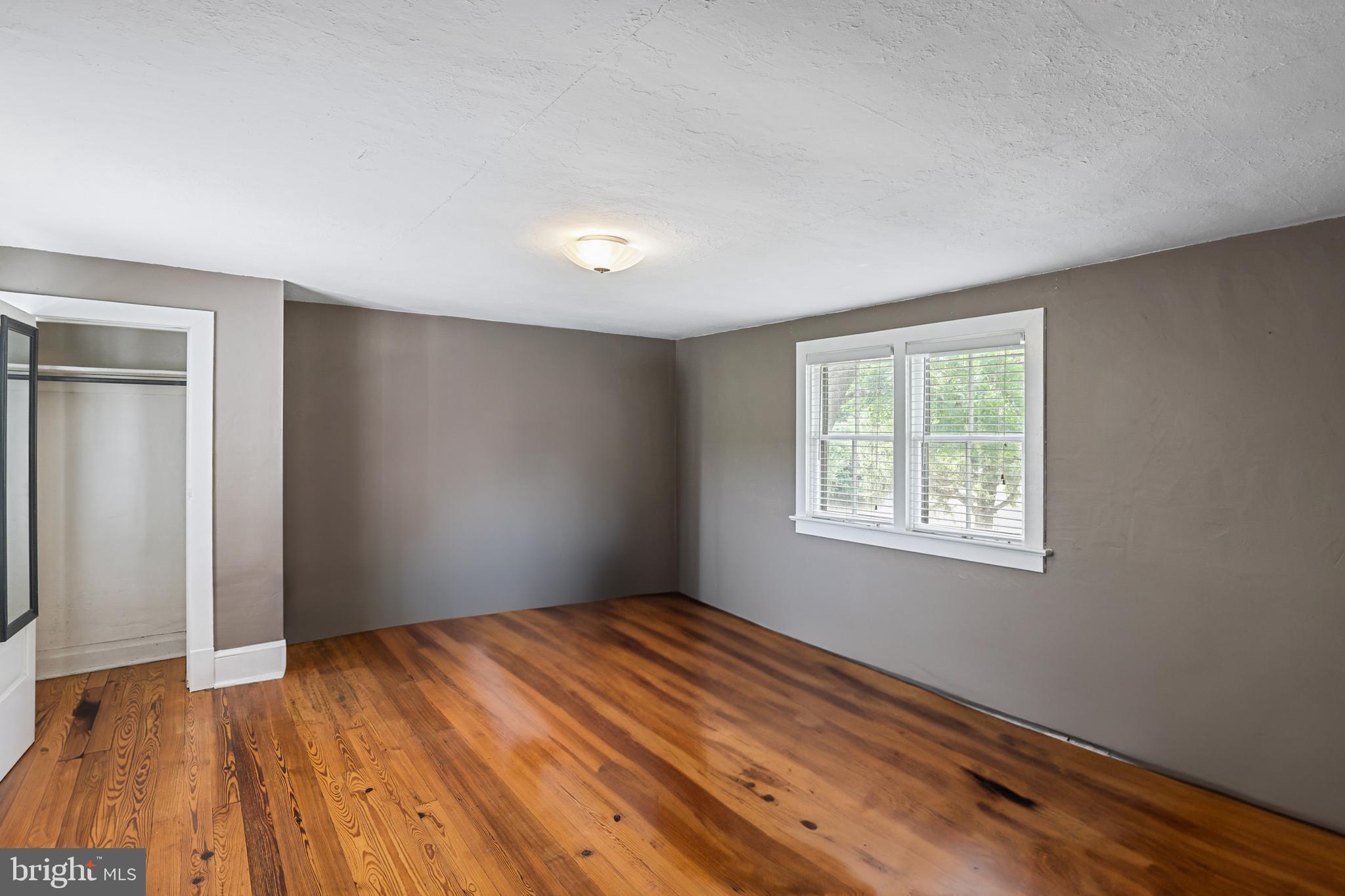 18373 LICKEY MILL RD