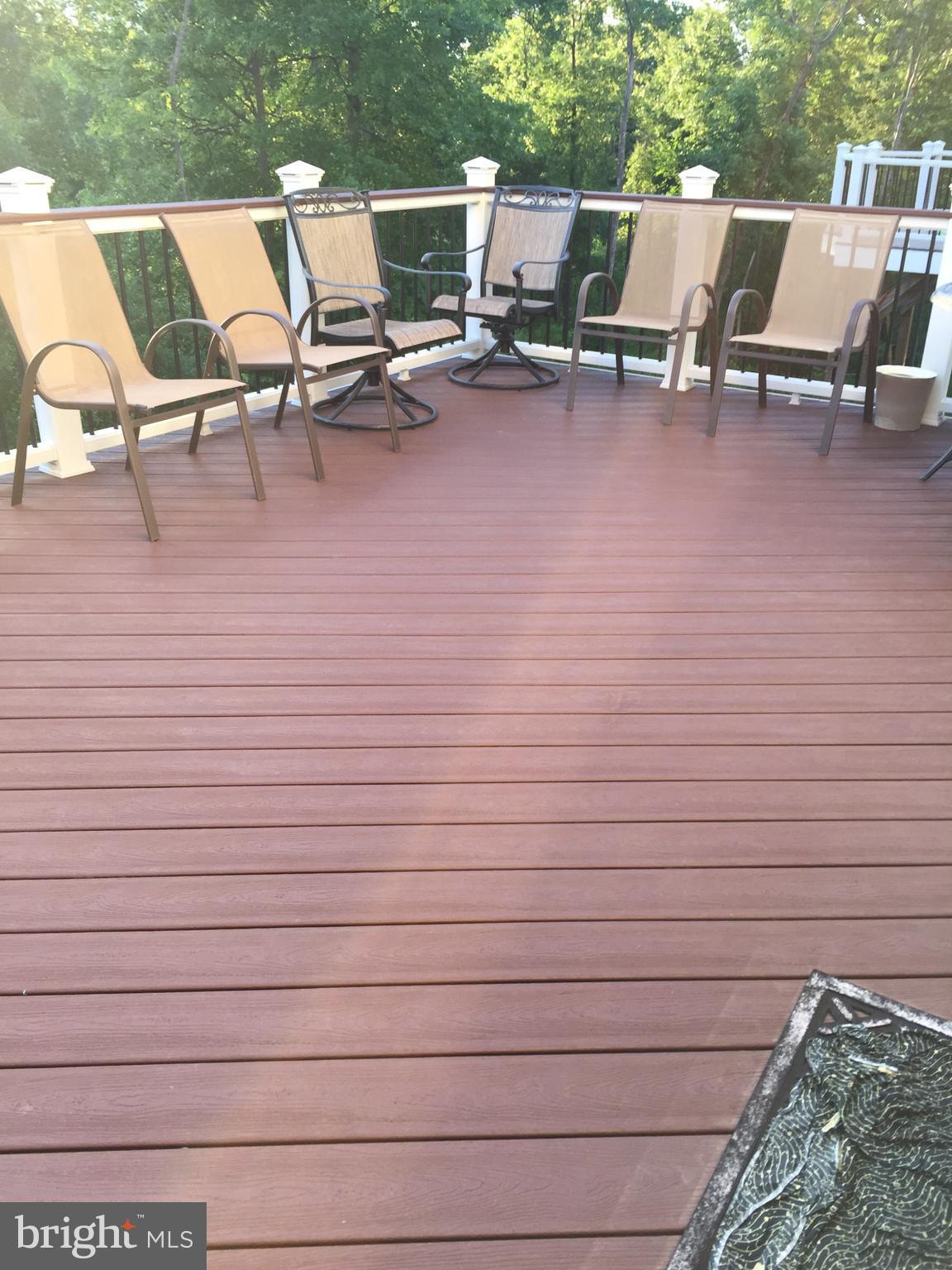 22217 FALLING TERRACE