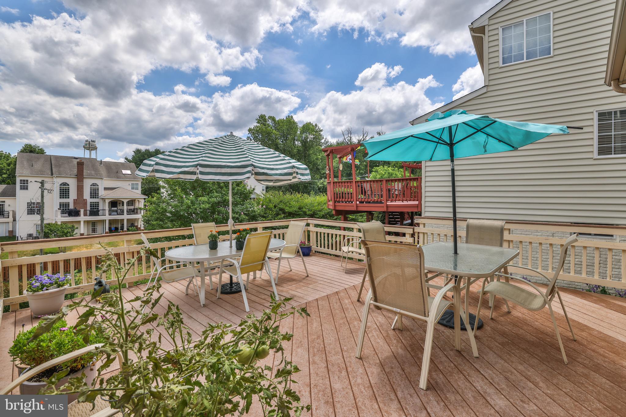 434 E LOUDOUN VALLEY DRIVE