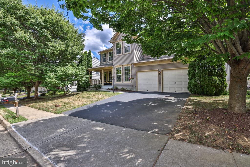 434 E LOUDOUN VALLEY DRIVE