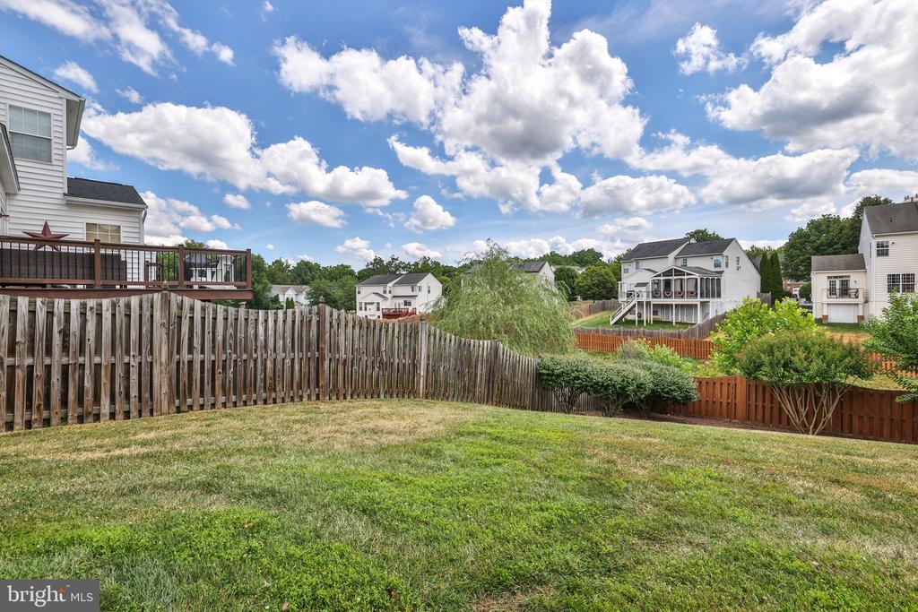 434 E LOUDOUN VALLEY DRIVE