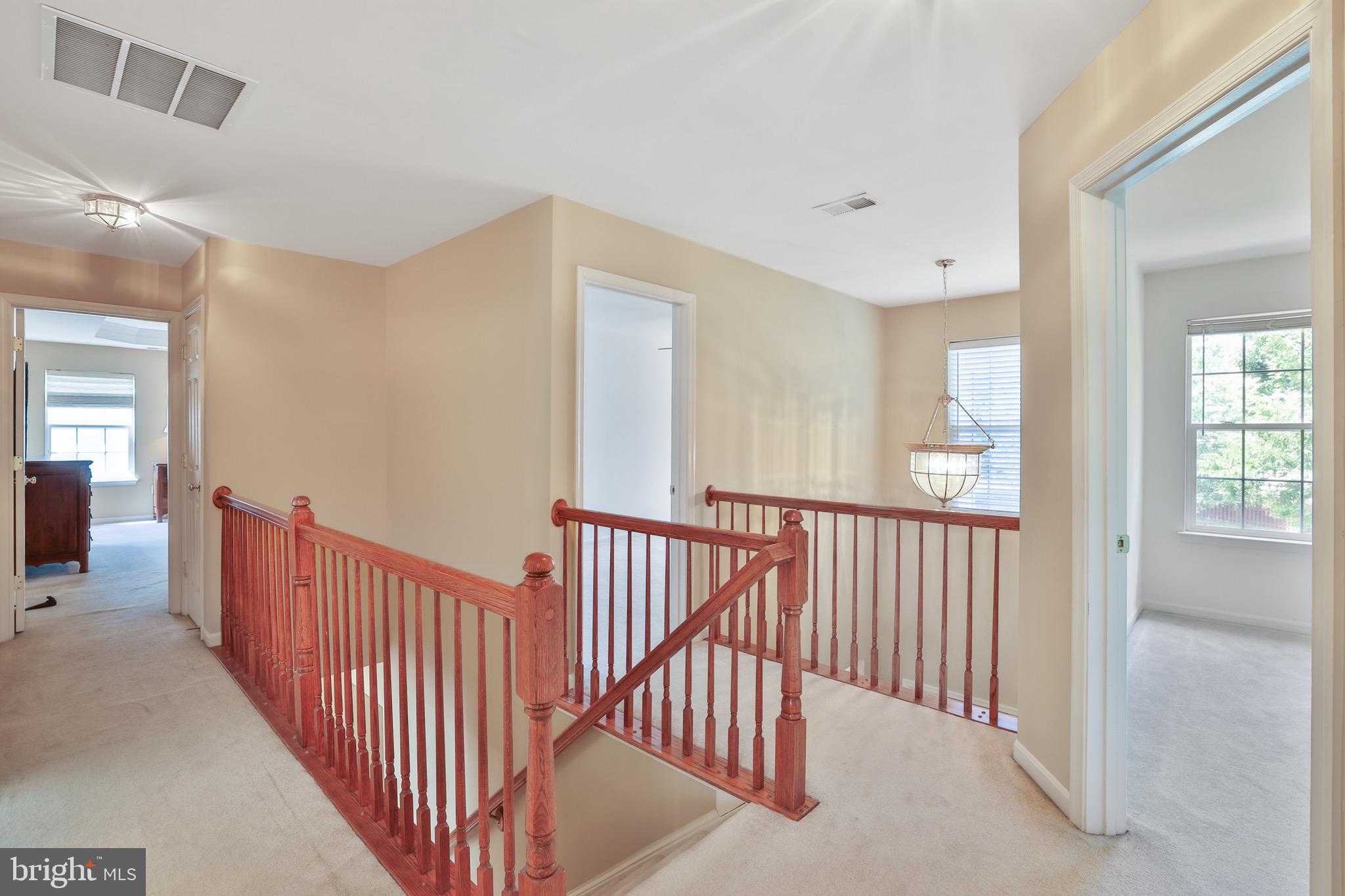 434 E LOUDOUN VALLEY DRIVE